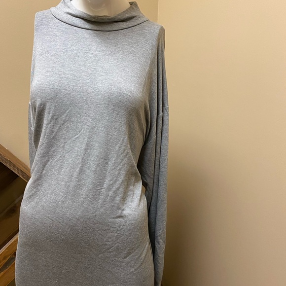 Express Ladies Heather Gray Mock Cowl Dress NWT Size M - Picture 2 of 5